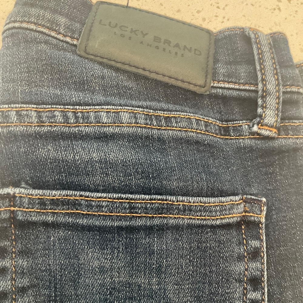 Lucky Jeans Skinny Med - Dark Wash Size 28/28